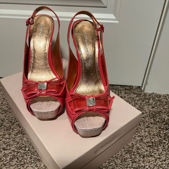 Coral BCBG heels size 10 - Picture 2 of 3